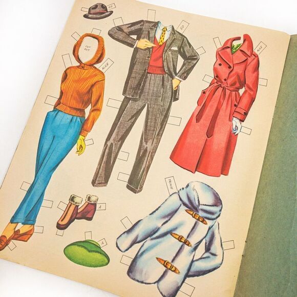 ✨RARE✨ VTG 1956 The Honeymooners Jackie Gleason Paper Dolls - UNCUT - ORIGINAL - Picture 5 of 6